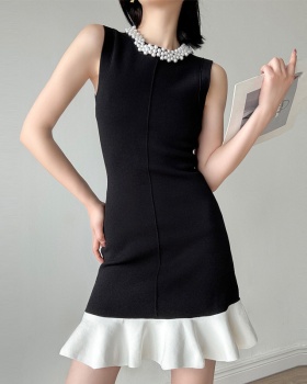Sleeveless slim T-back lotus leaf edges temperament dress