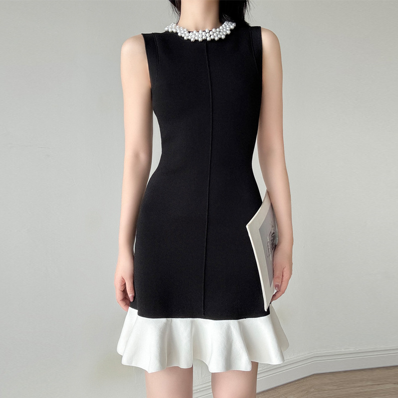 Sleeveless slim T-back lotus leaf edges temperament dress