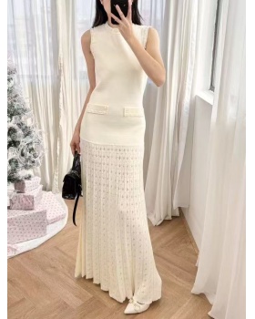 Elegant knitted spring and summer sleeveless dress