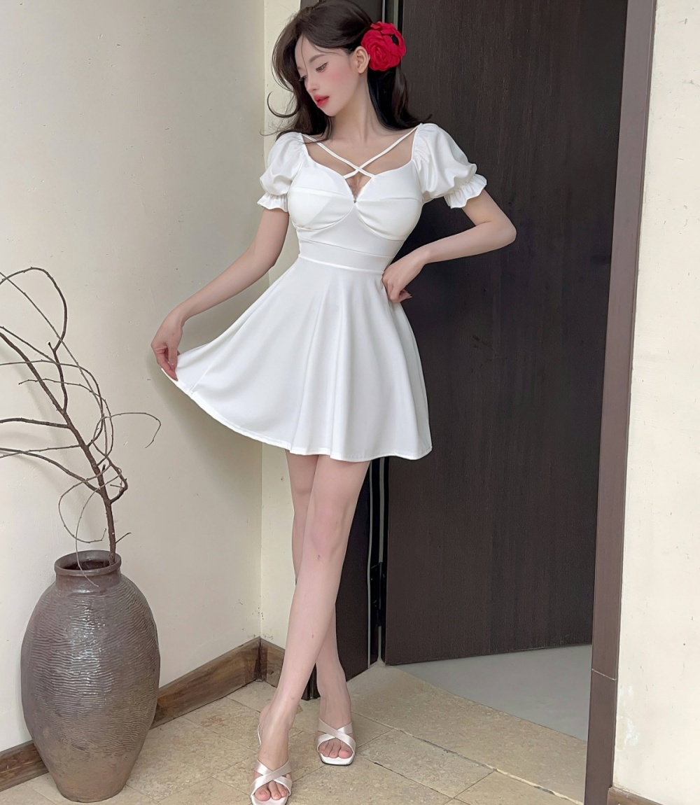 A-line pinched waist big skirt low-cut Cover belly V-neck dress