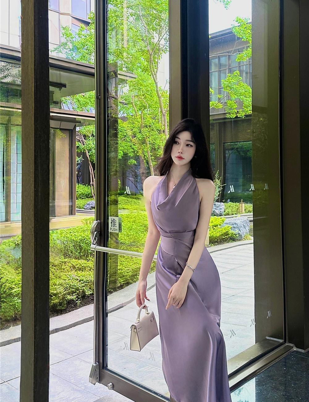 Purple temperament bandage halter pinched waist dress