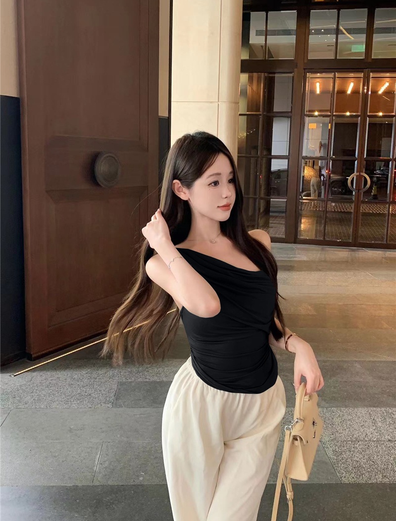 Sloping shoulder enticement vest Korean style tops for women
