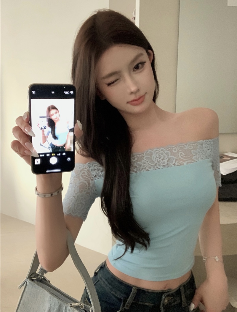 Simple lace tops flat shoulder T-shirt for women