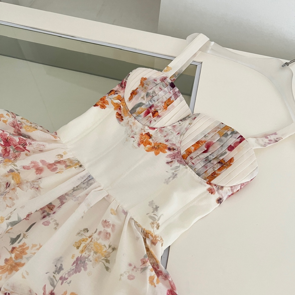 Sleeveless frenum long dress
