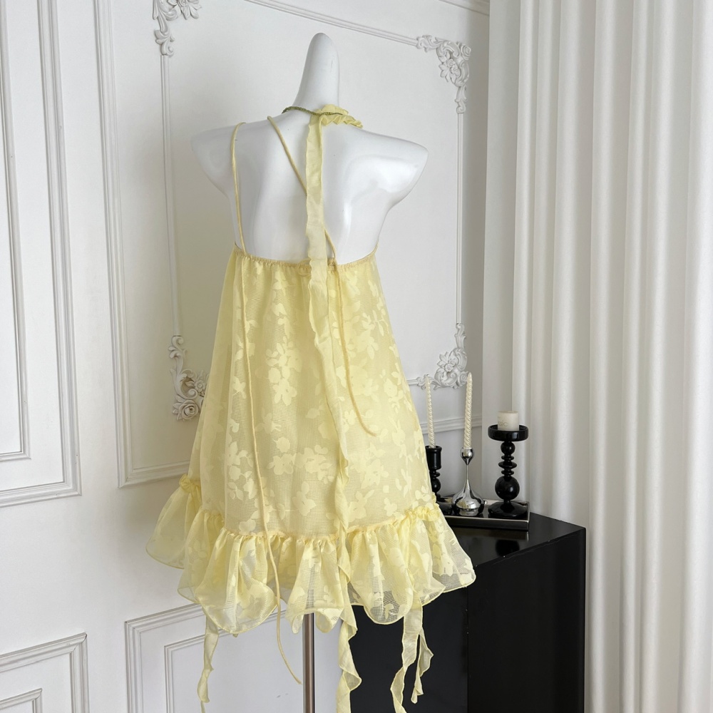 Sloping shoulder yellow T-back summer strap dress