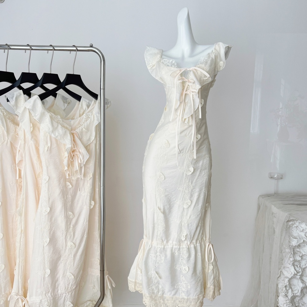 Lotus leaf edges slim lace romantic white dress