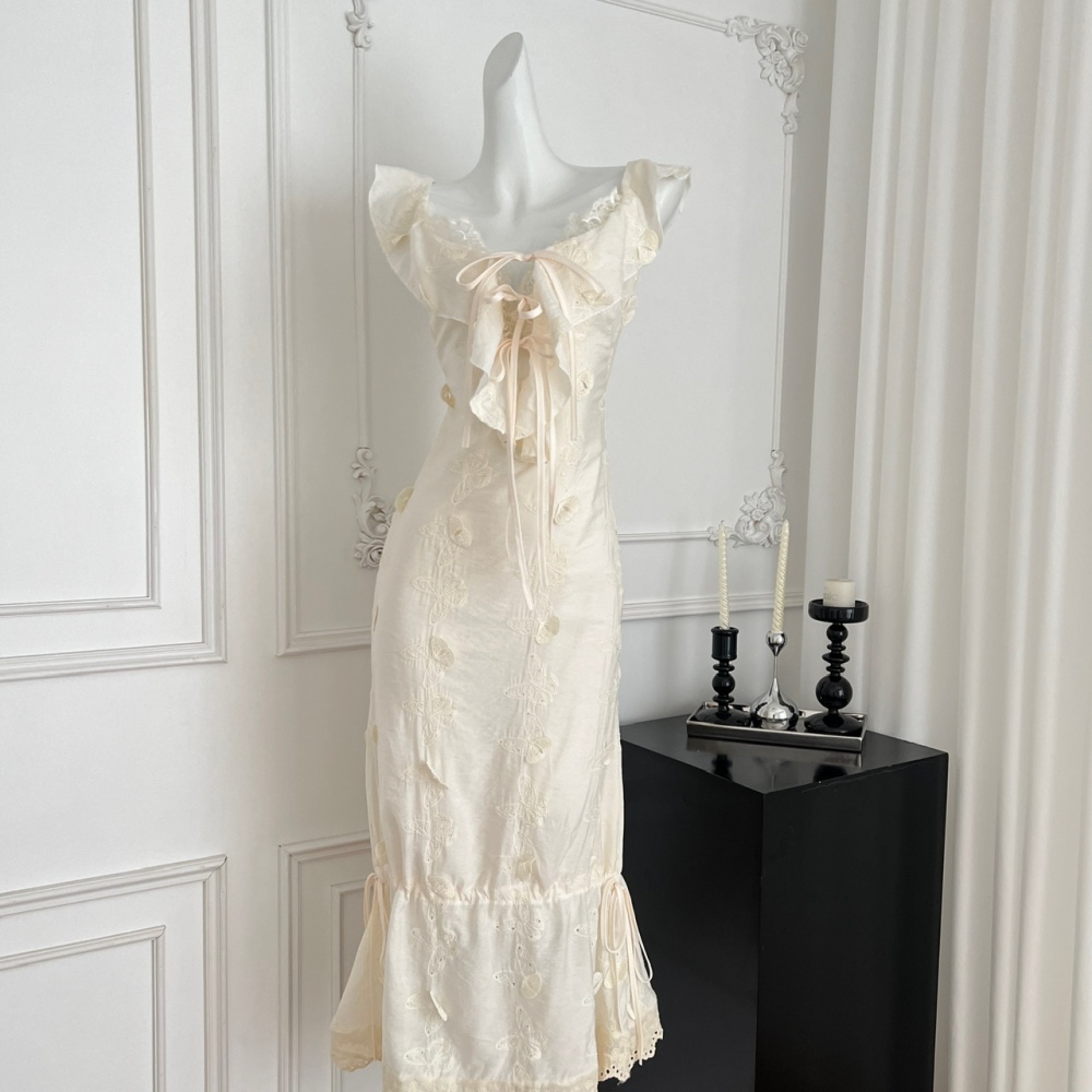 Lotus leaf edges slim lace romantic white dress