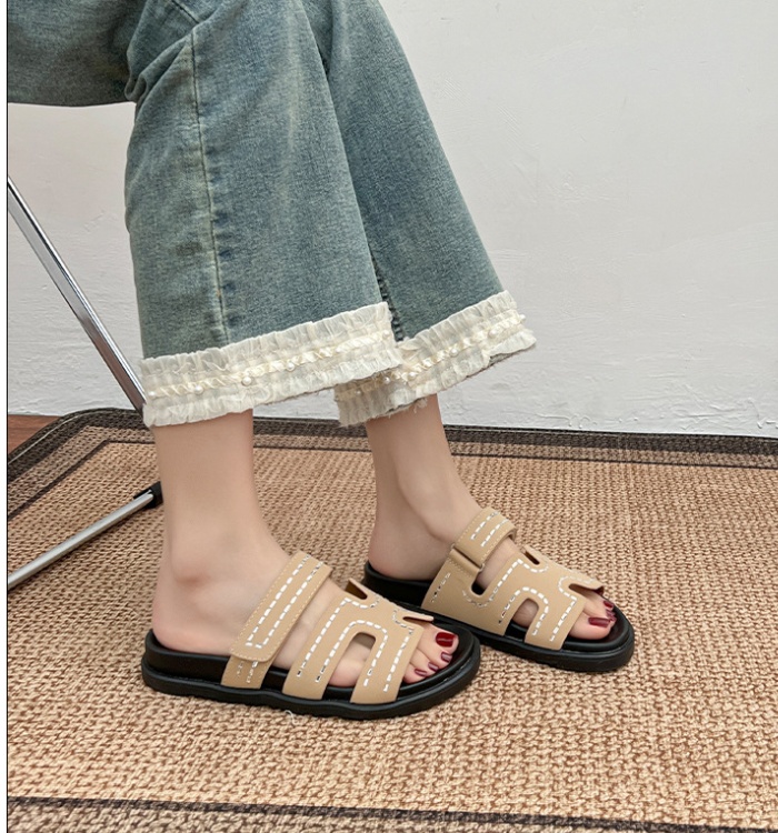 Thick crust summer sandals wears outside slippers