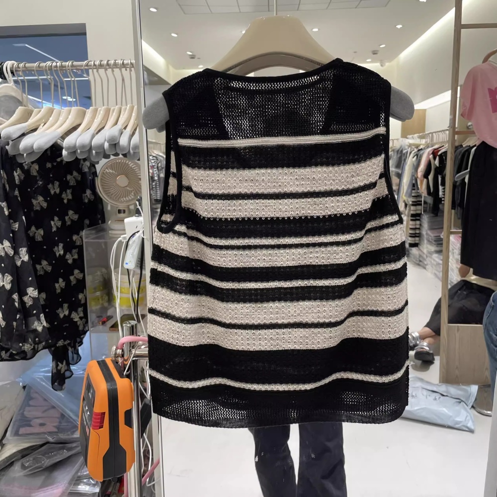 Fashion knitted tops France style black-white vest for women