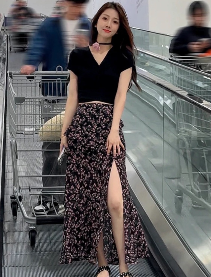 A-line long floral temperament summer skirt