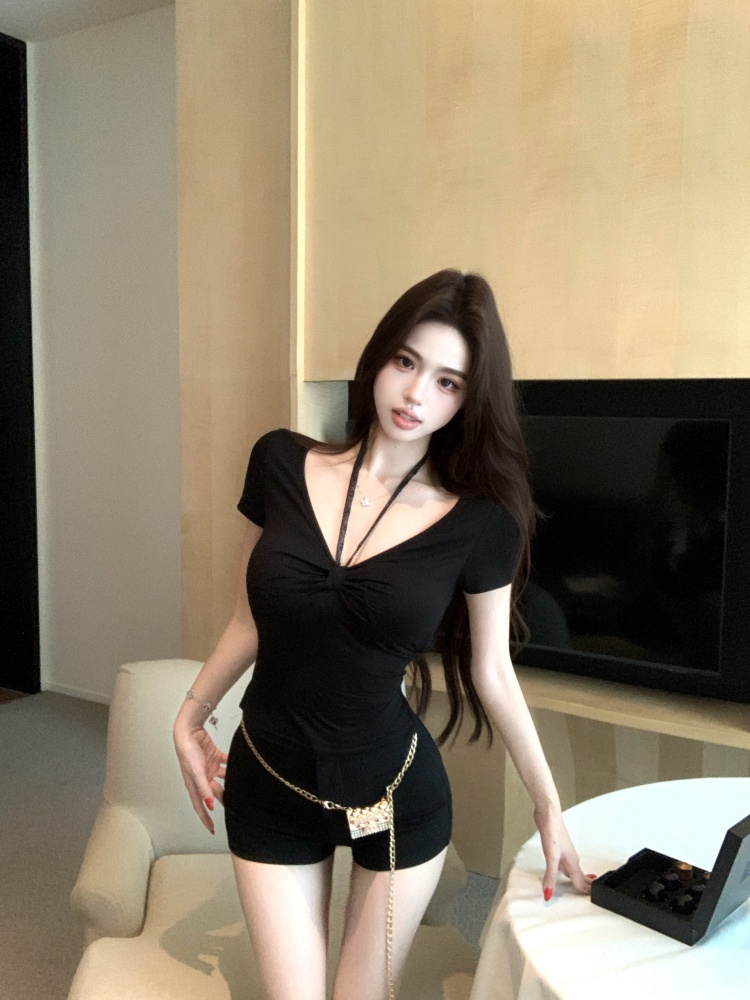 V-neck halter slim bandage with chest pad T-shirt