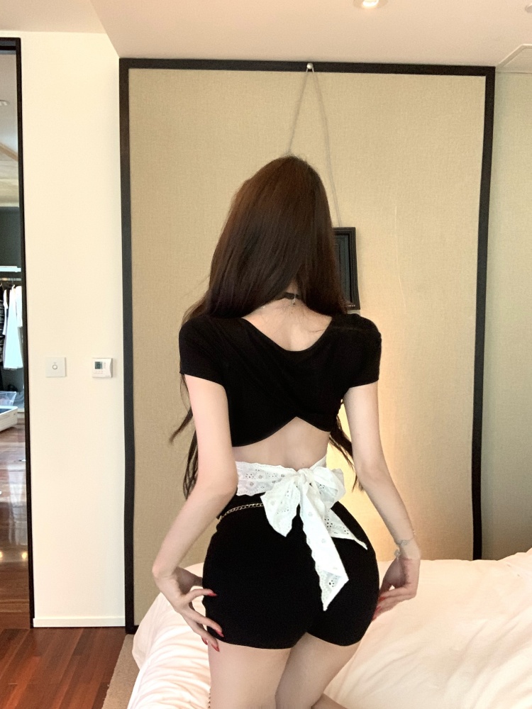 V-neck halter slim bandage with chest pad T-shirt