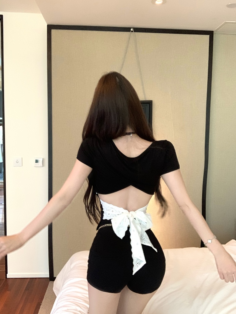 V-neck halter slim bandage with chest pad T-shirt