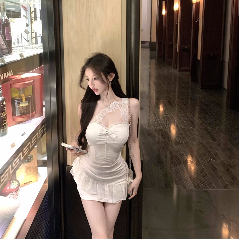 White lace sexy pinched waist halter dress for women