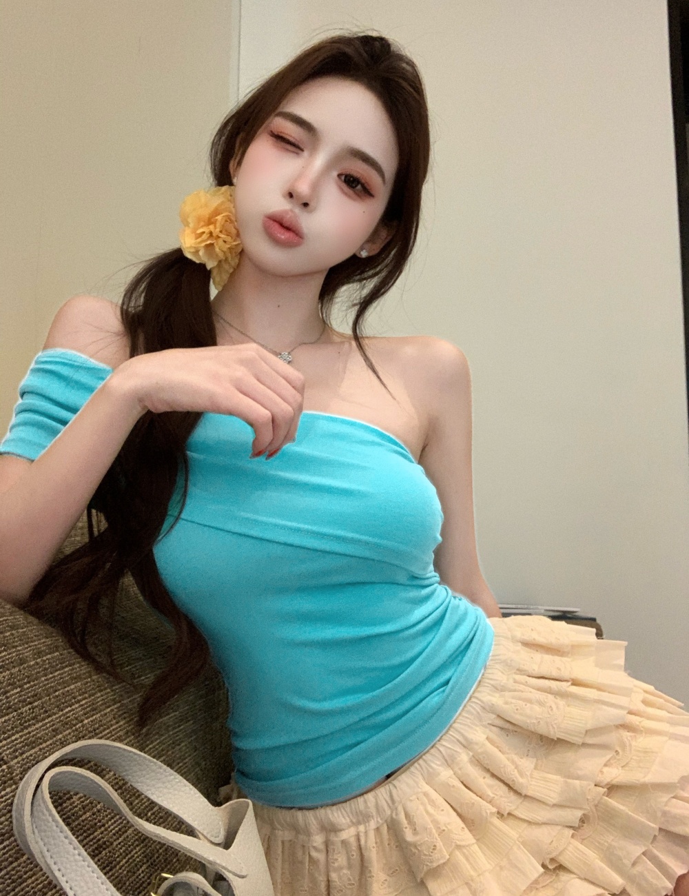 Short sleeve sloping shoulder T-shirt green sexy tops