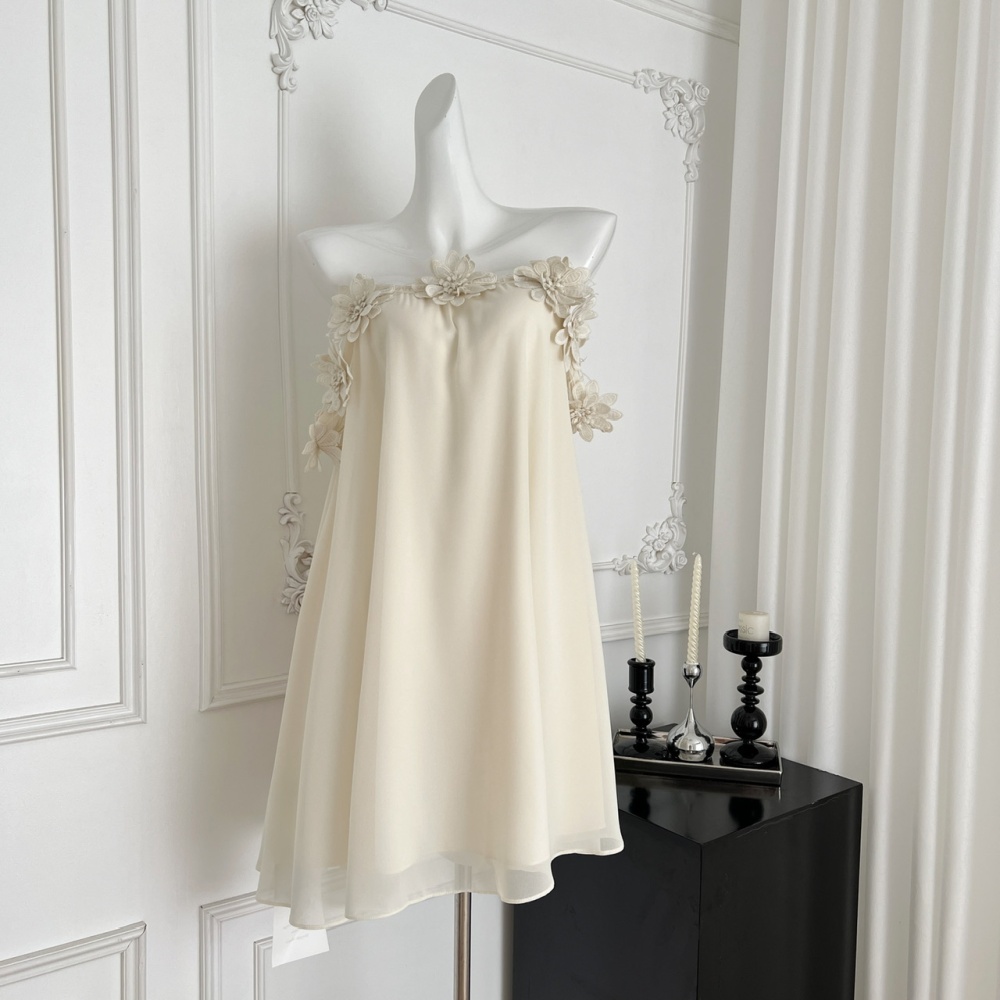 Lazy flowers sloping shoulder stereoscopic dress