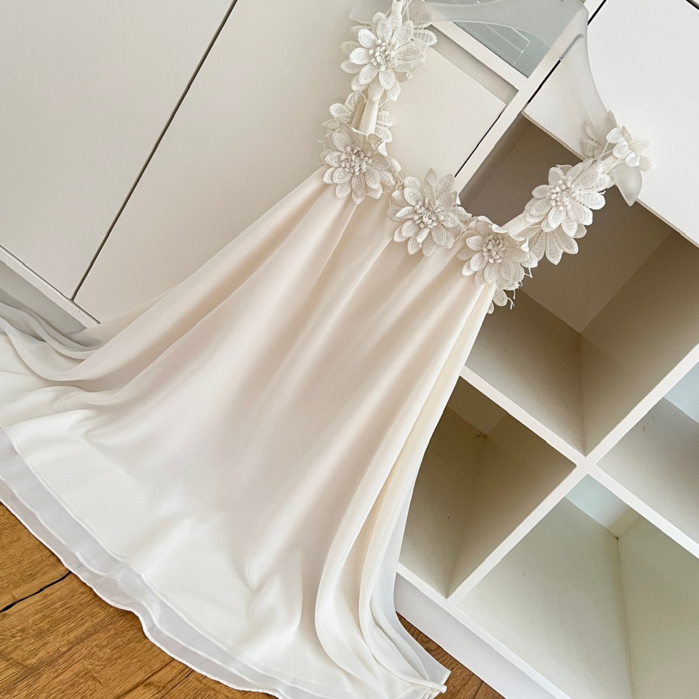 Lazy flowers sloping shoulder stereoscopic dress