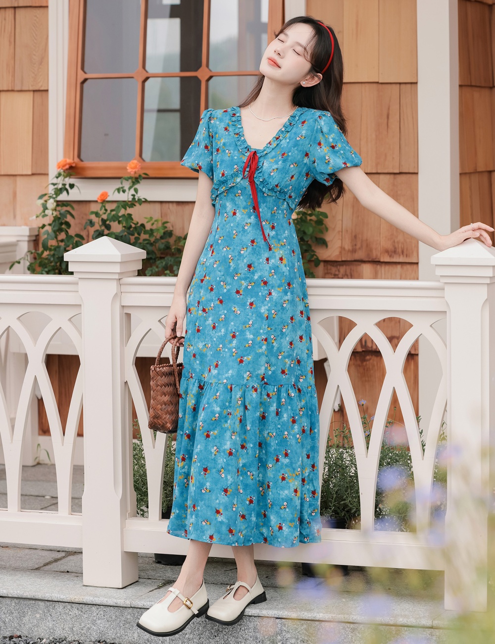 Summer blooming long dress V-neck floral dress for women