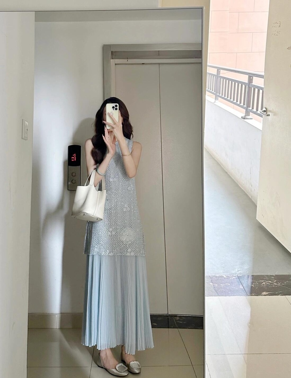 Pleated crochet gauze niche sleeveless dress for women