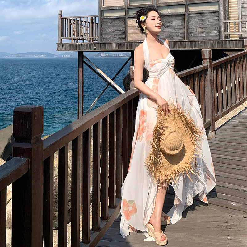 Light luxury dress wrapped chest long dress for women