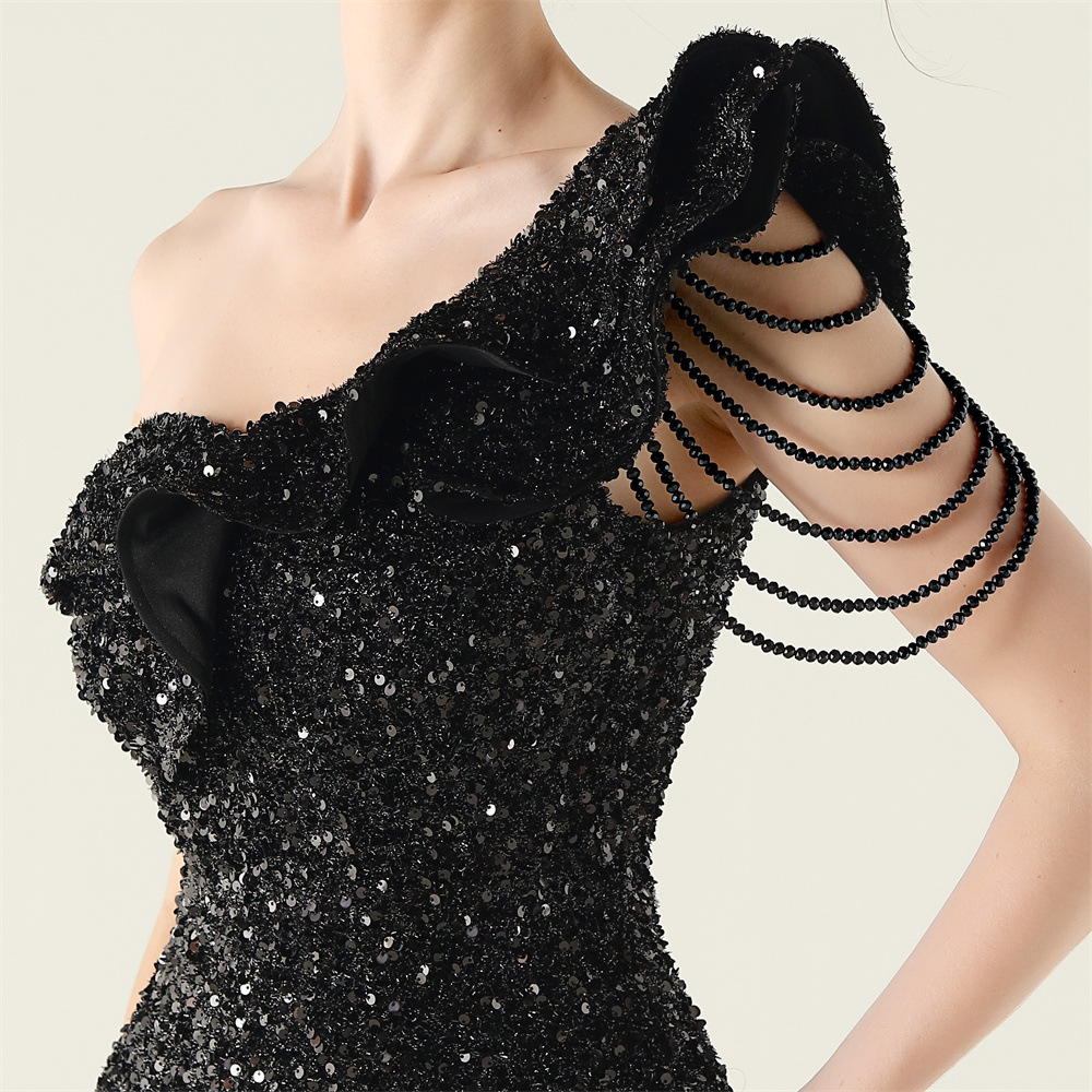 Fold sequins drape beading shoulder chain evening dress