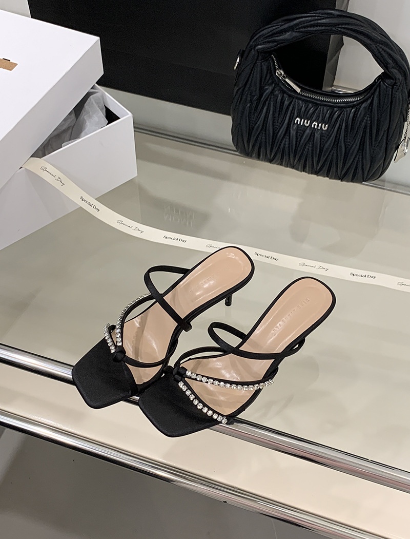 Summer wears outside fine-root slippers for women