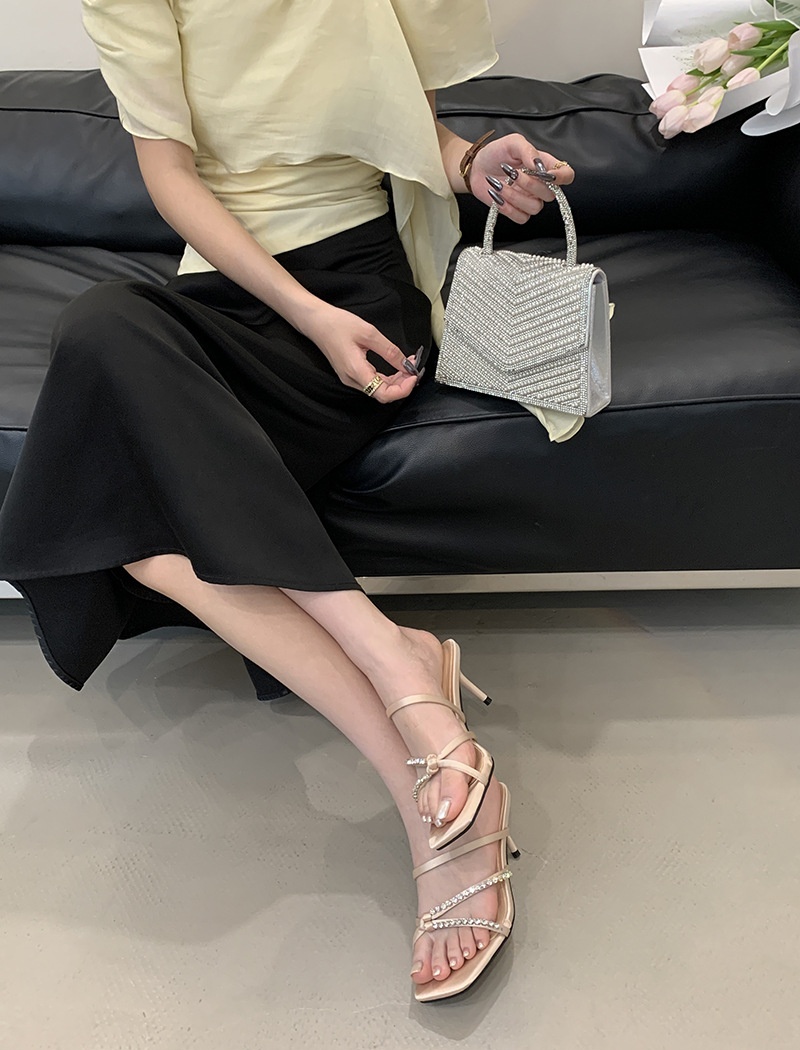 Summer wears outside fine-root slippers for women