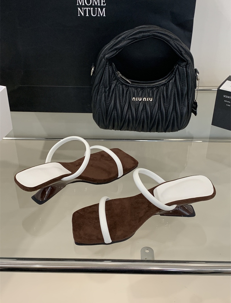 Wears outside slipsole slippers summer skirt for women