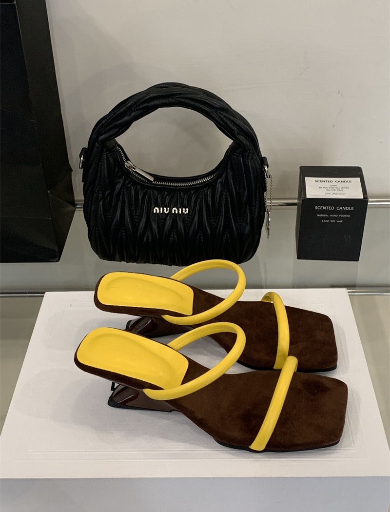 Wears outside slipsole slippers summer skirt for women