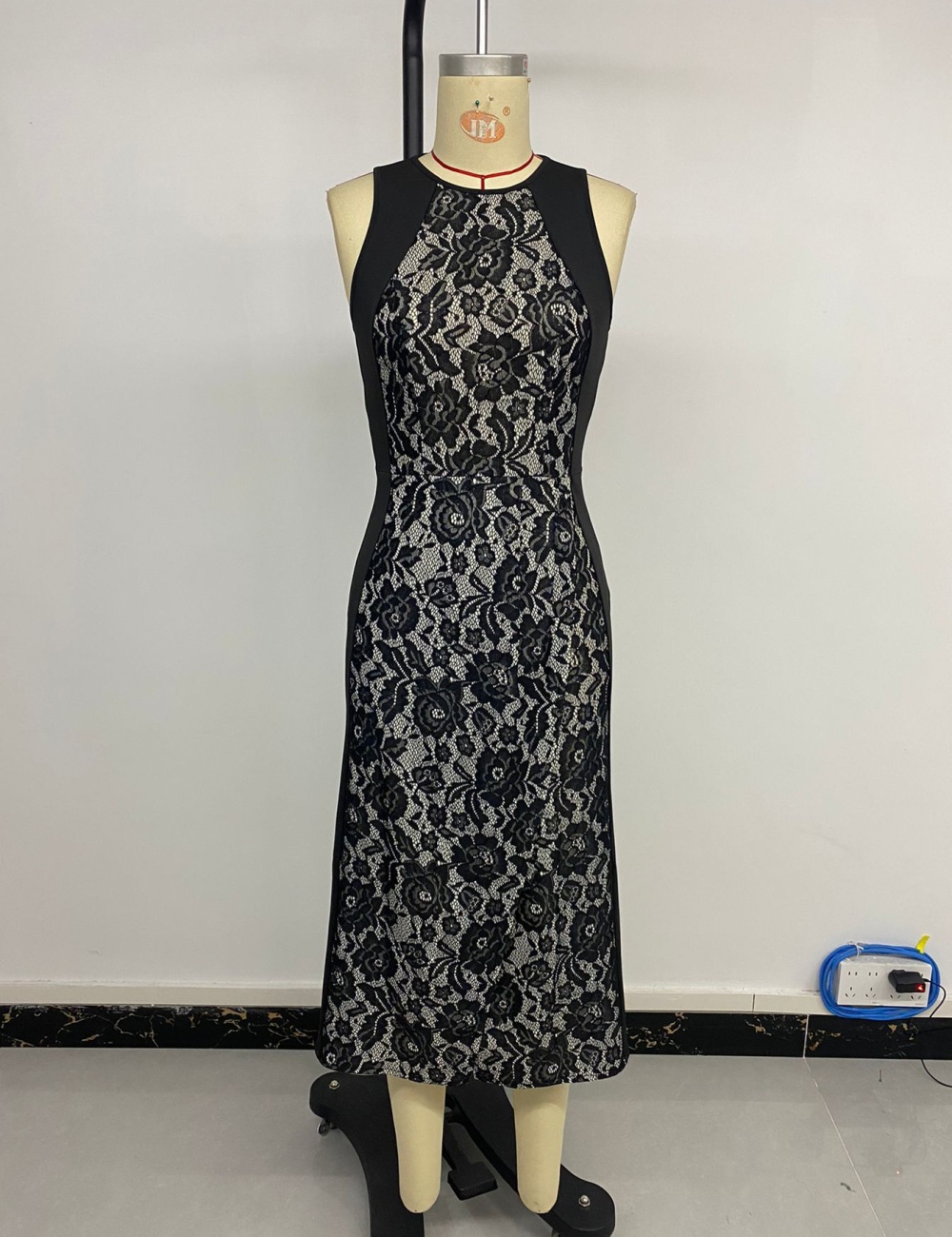 Wedding slim elegant lace banquet temperament sleeveless dress