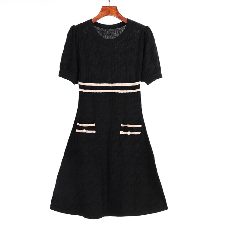 Knitted chanelstyle short sleeve dress for women