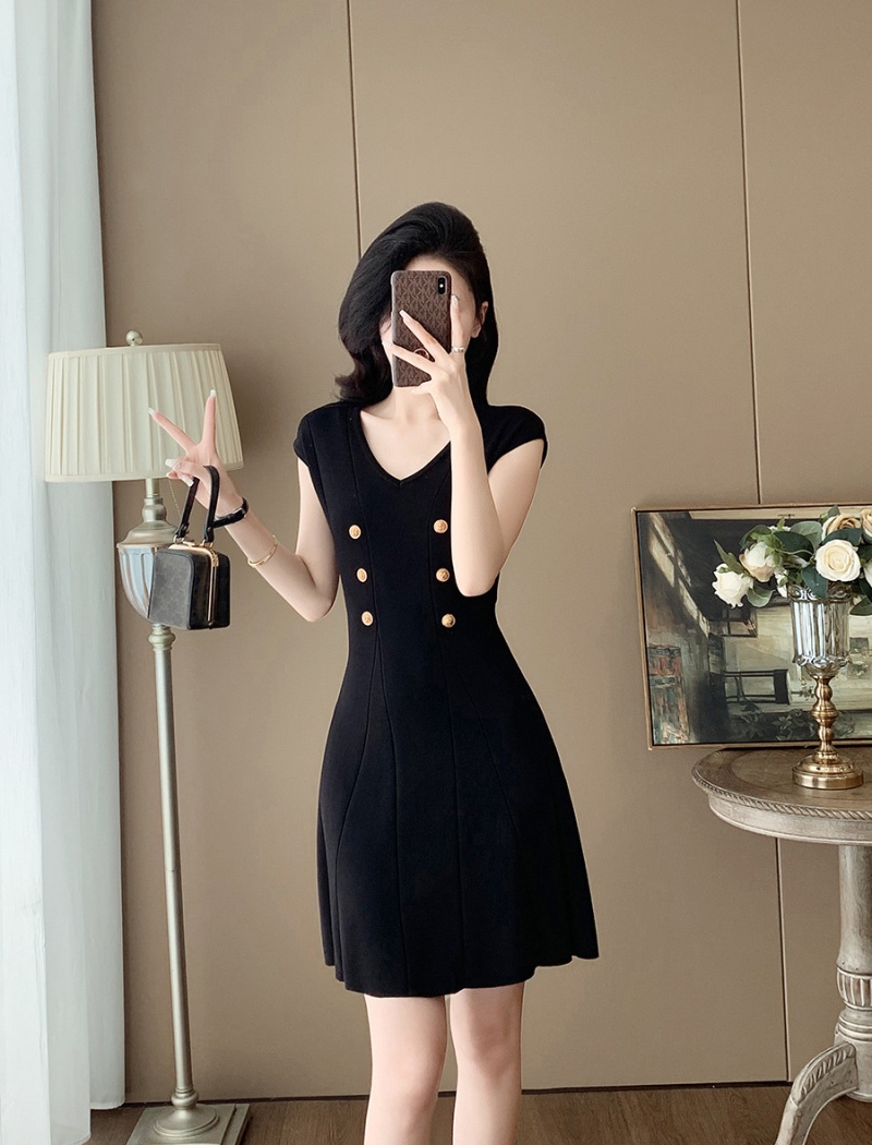 V-neck ice silk Hepburn style dress knitted summer vest for women