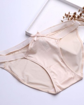 European style tracelessness package hip satin briefs