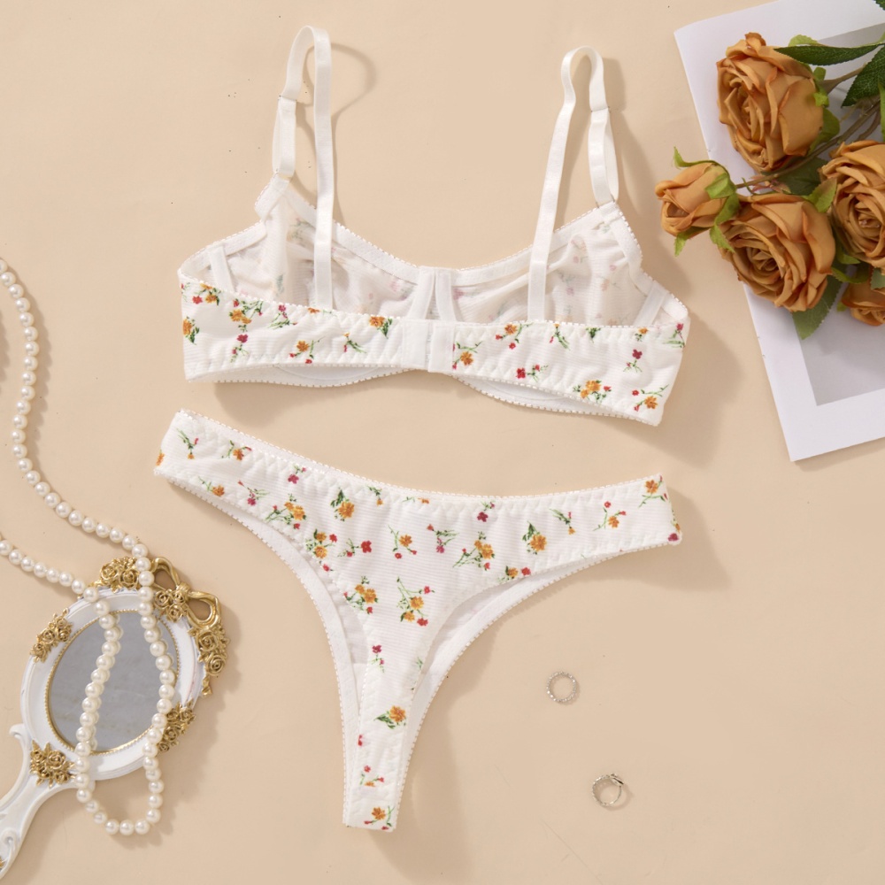 Floral white knitted T-back European style gather Bra a set