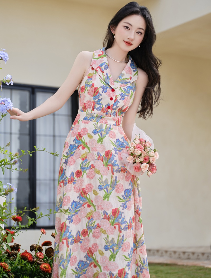 Floral sleeveless dress
