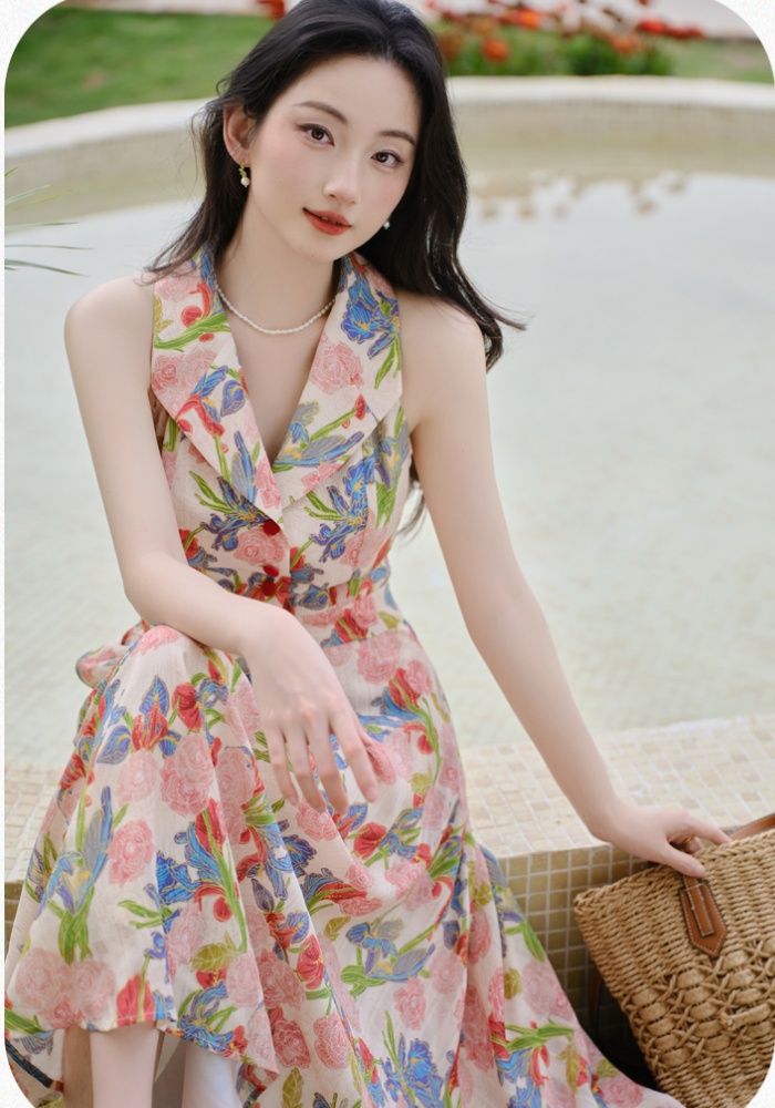 Floral sleeveless dress