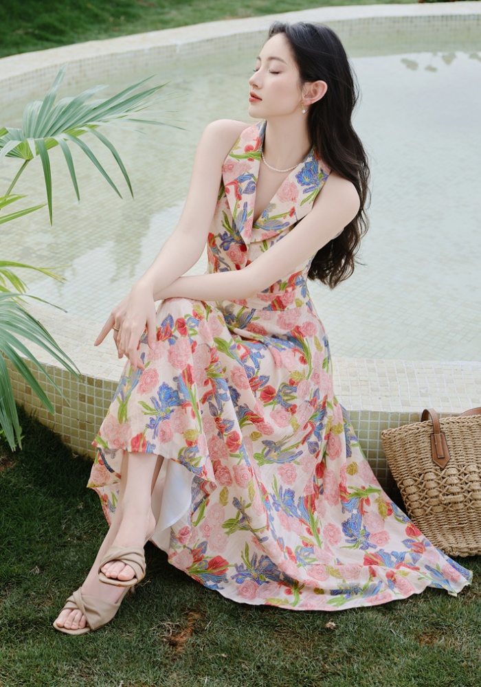 Floral sleeveless dress