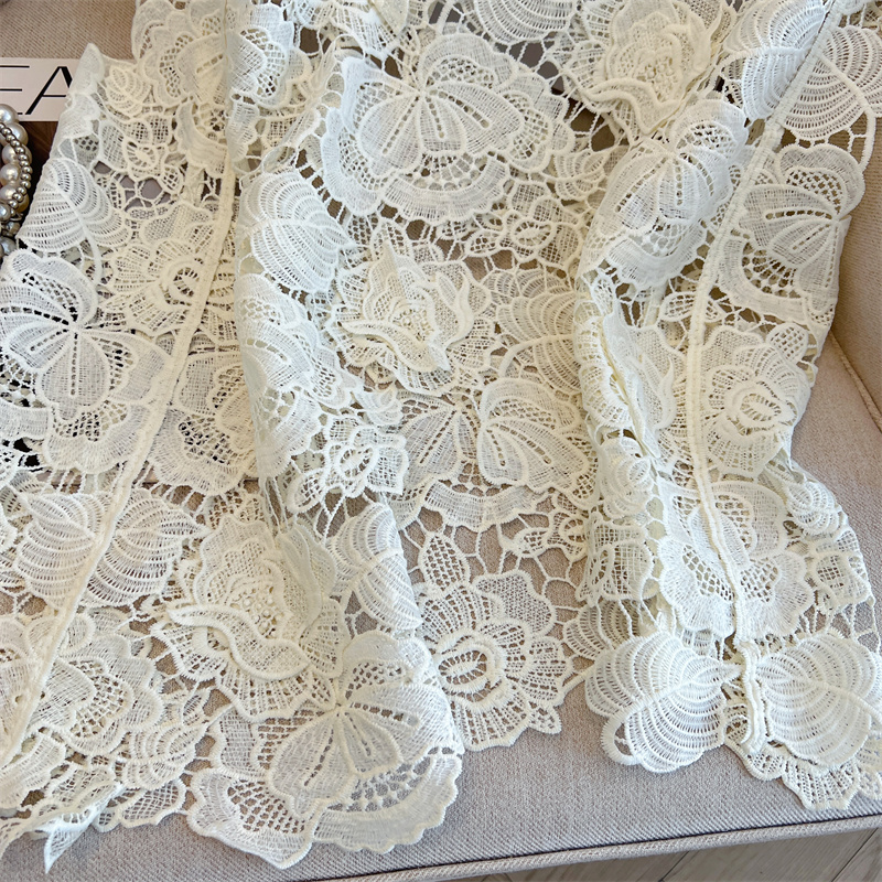 Lace sleeveless irregular shirts summer hollow large yard vest