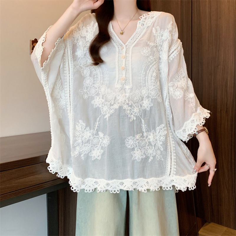 Summer fashion V-neck white shirt for women