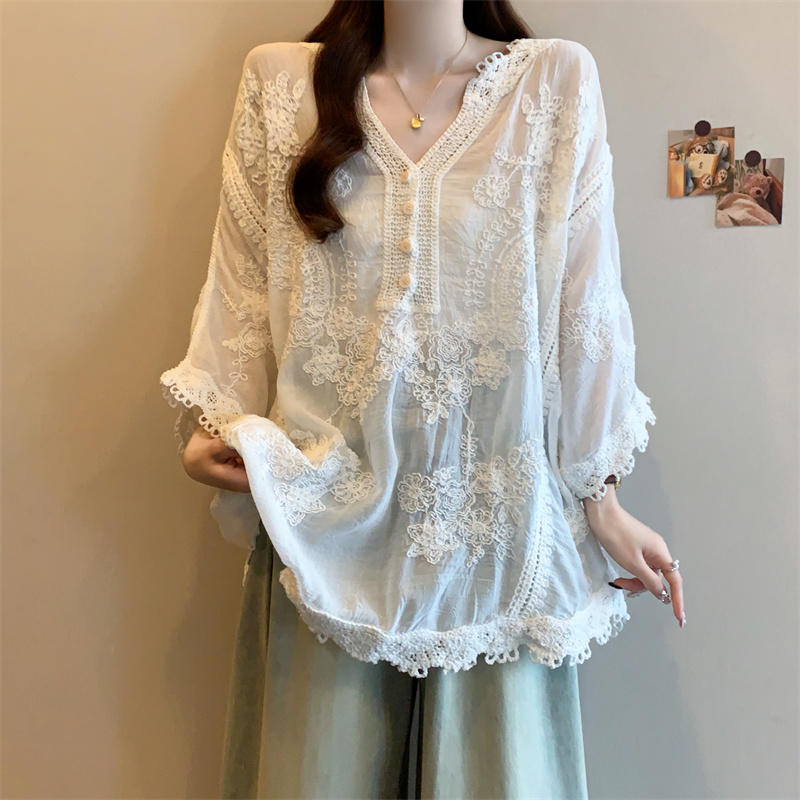 Summer fashion V-neck white shirt for women