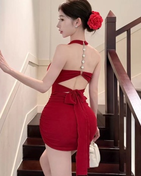 Short tight chain decoration sexy halter dress