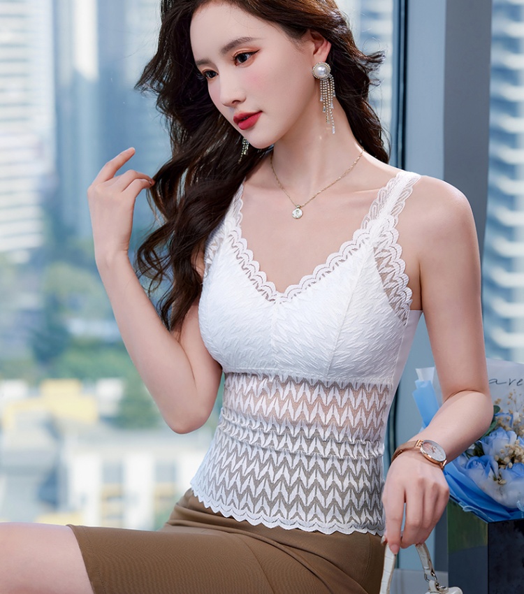 Wears outside vest with chest pad small sling for women