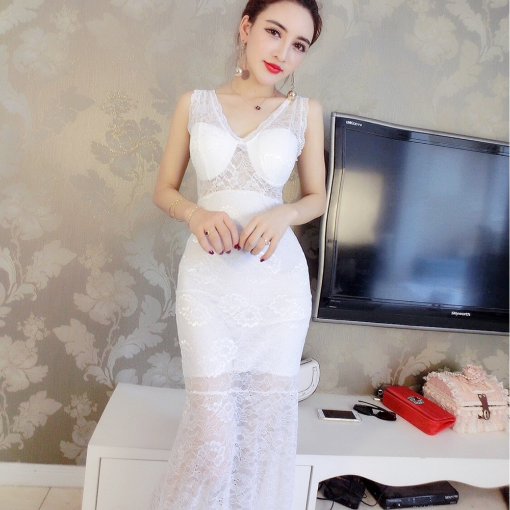 Nightclub long perspective sling sexy low-cut lace dress
