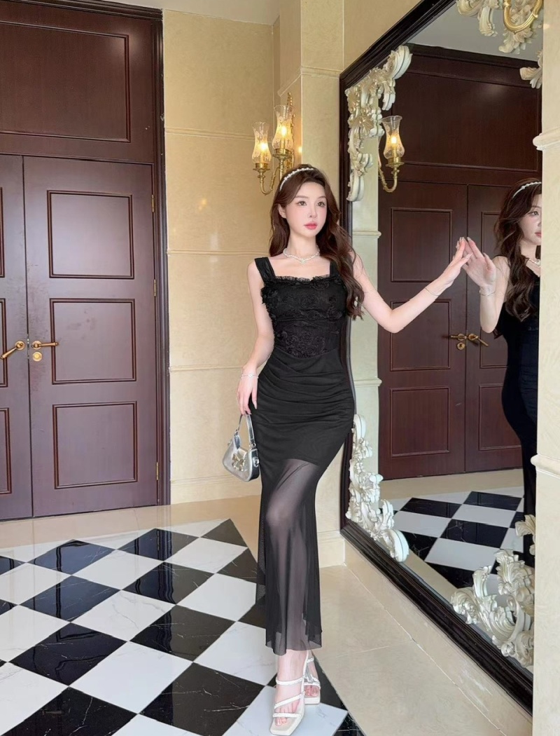 Sling sexy bottoming long lace dress