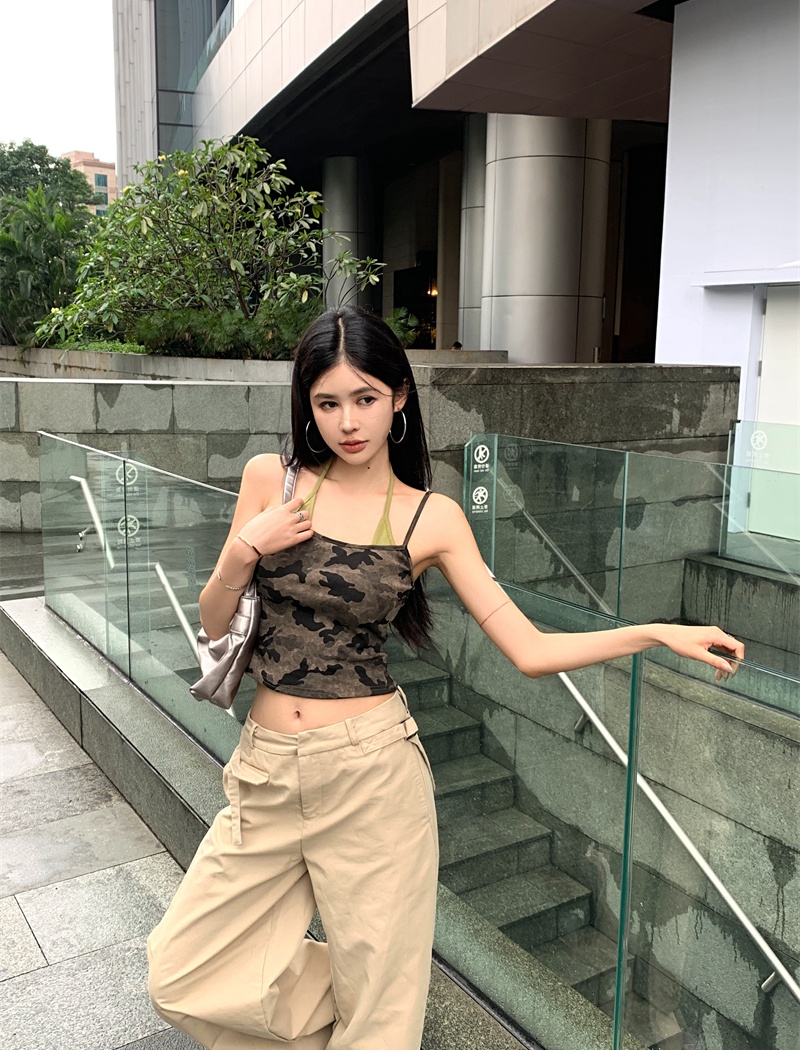 Wears outside camouflage tops halter American style vest