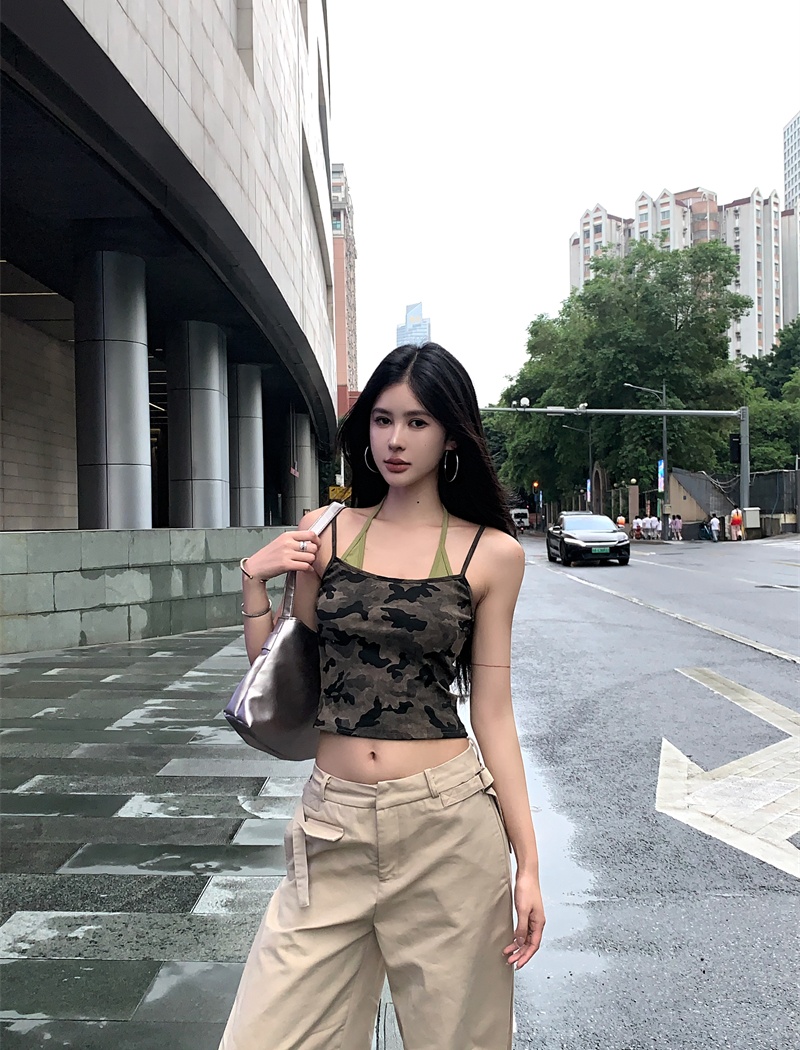 Wears outside camouflage tops halter American style vest