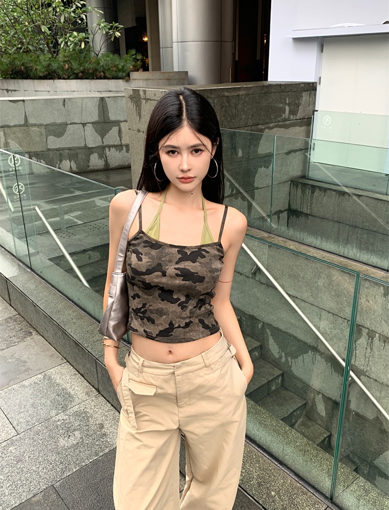 Wears outside camouflage tops halter American style vest