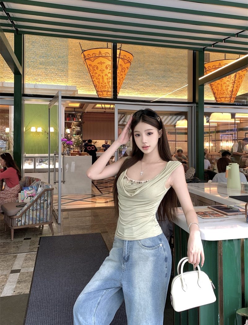 Niche with chest pad tops France style T-shirt