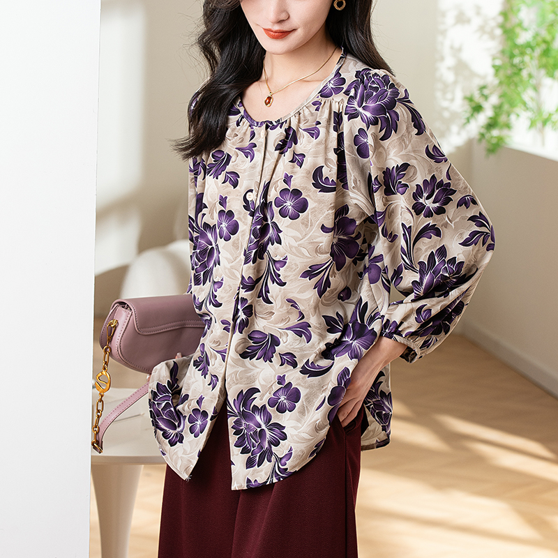 Art large yard round neck summer shirt for women