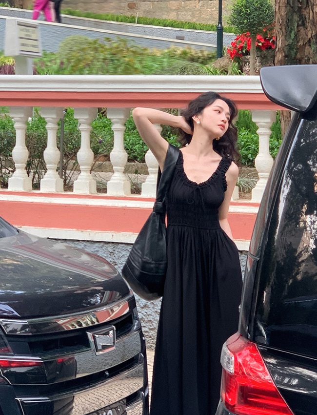 Frenum retro strap dress V-neck pinched waist dress